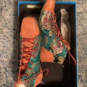 Jacquard print & leather boots